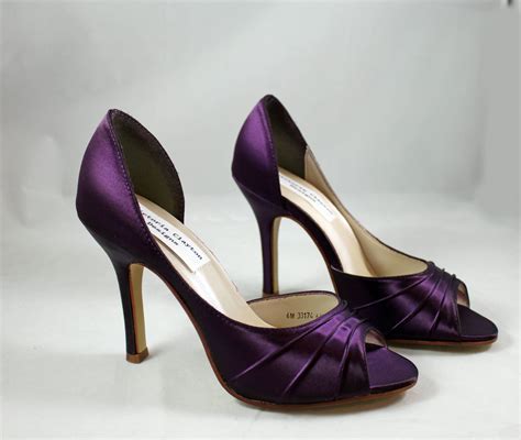 purple high heels for wedding.